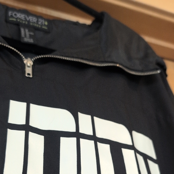 Forever 21 Plus Black Hoodie - Picture 7 of 7